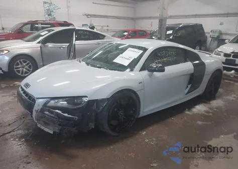 2012 Audi R8 5.2 from USA, damaged, VIN WUAGNAFG0CN003002